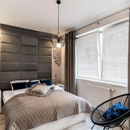 Apartment Blue Ii